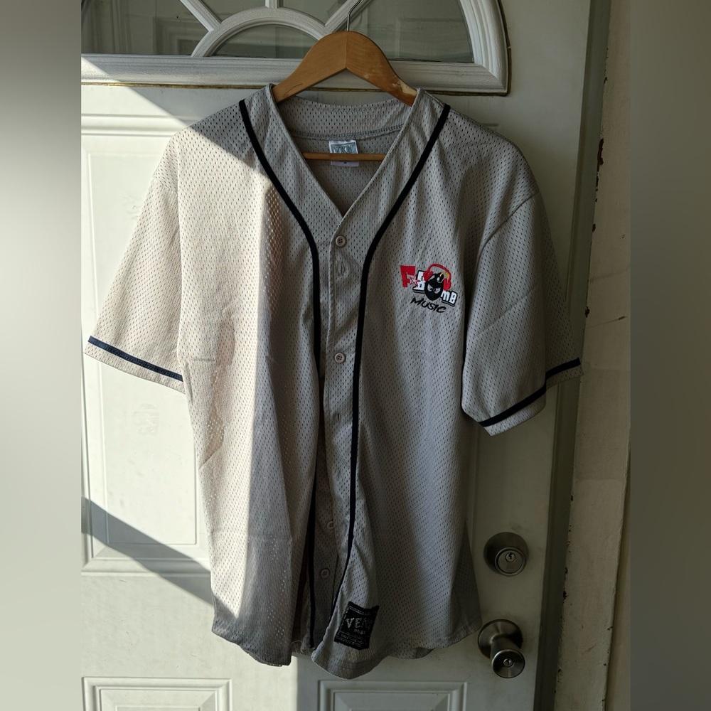 VKM Venus USA Baseball Jersey. Size M. FBomb Music.